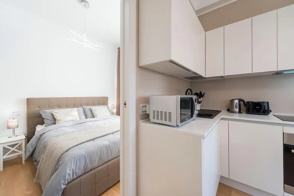 Cozy Private Flat - Mm Marche 7 Min Apartment Milan Italy